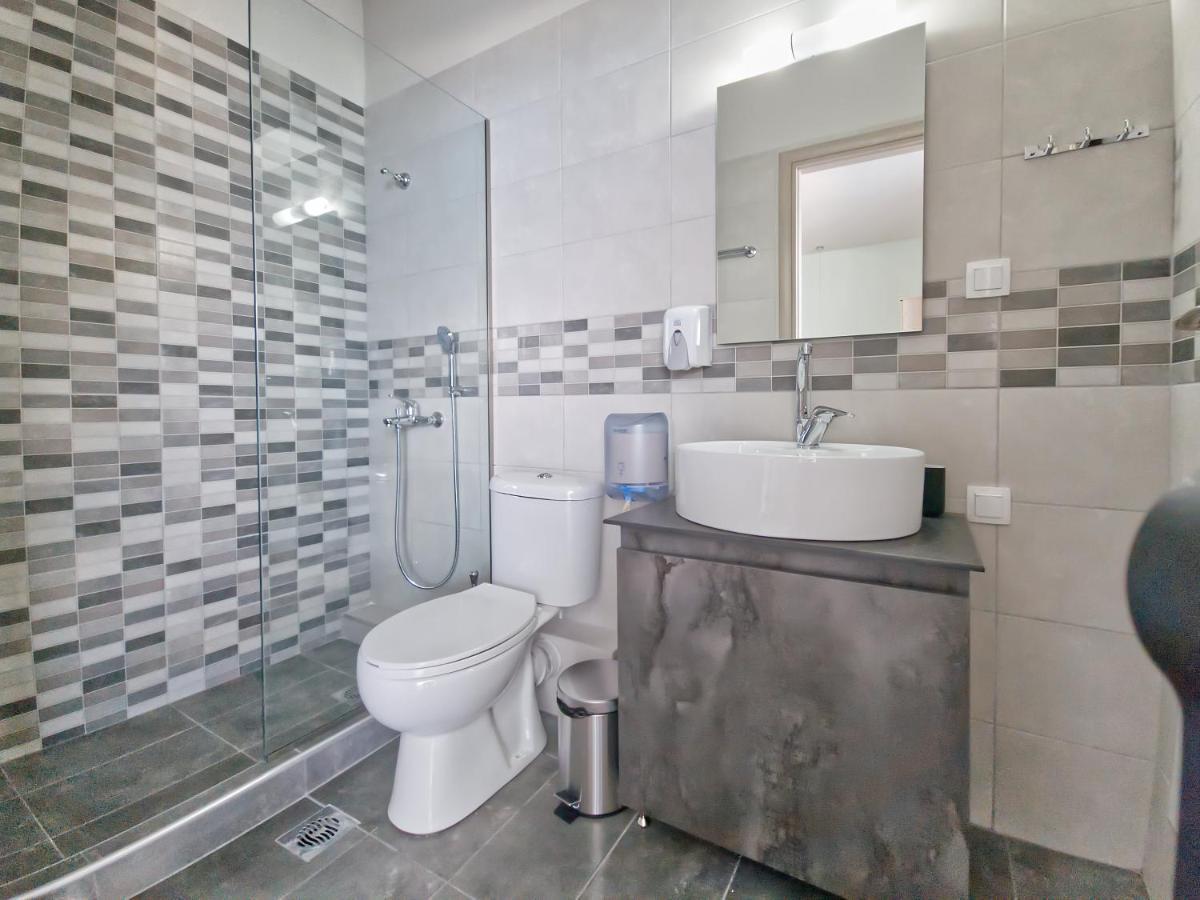נפפקטוס Epipleon Luxury Suites -105- Δωμάτιο 35Τμ Με Βεράντα 35Τμ Μπροστά Στη Θάλασσα מראה חיצוני תמונה